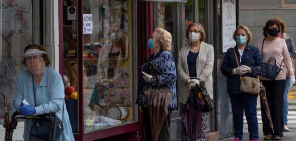 sanidad-da-un-paso-mas-y-ya-estudia-el-uso-obligatorio-de-mascarillas-en-espacios-publicos
