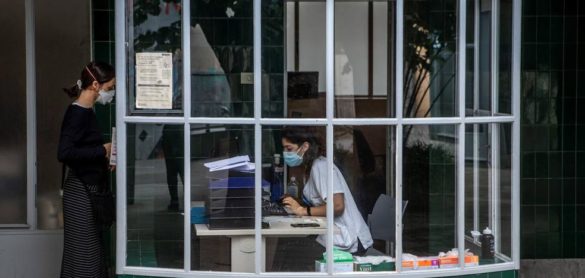 espana-sigue-sin-contener-el-aumento-de-contagios-aunque-rebaja-la-mortalidad