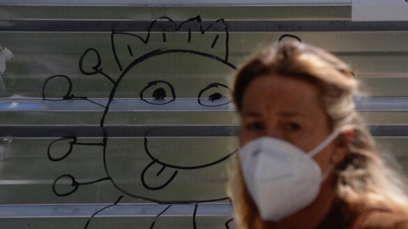 desarrollan-la-primera-mascarilla-que-inactiva-el-virus-de-la-covid-19