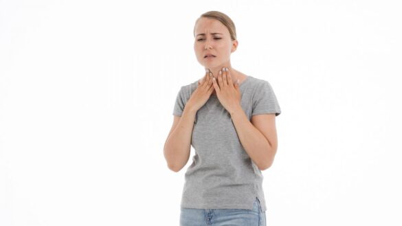 me-duele-la-garganta-al-tragar.-¿cuales-pueden-ser-las-causas?