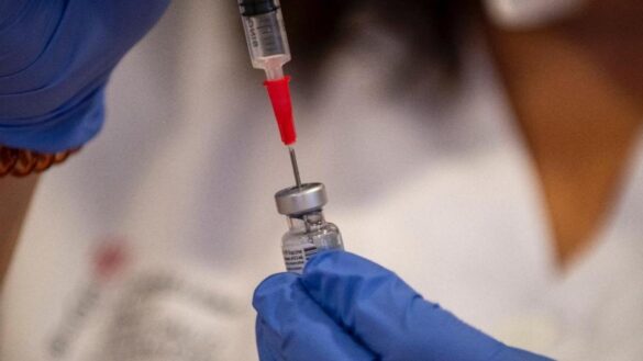 la-vacuna-de-pfizer-es-eficaz-contra-las-cepas-del-covid-19-halladas-en-reino-unido-y-sudafrica