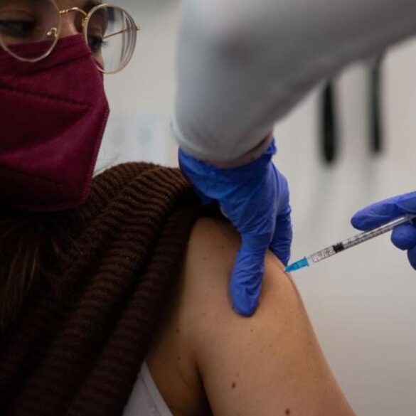 espana-registra-la-segunda-cifra-mas-alta-de-la-pandemia-con-25.456-casos