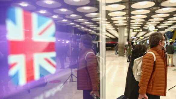 el-gobierno-mantiene-las-limitaciones-a-vuelos-de-reino-unido-hasta-febrero-por-la-cepa-britanica-de-coronavirus