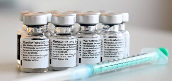 pfizer-reducira-temporalmente-la-entrega-de-vacunas-a-europa