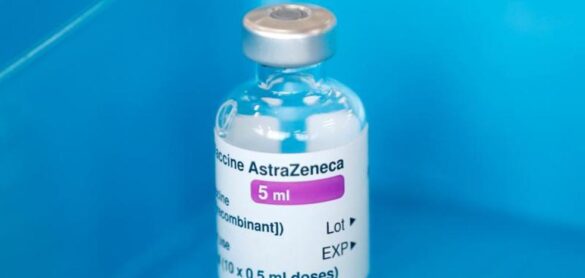 los-problemas-de-fiabilidad-de-astrazeneca-obligan-a-sanidad-a-cambiar-su-plan-de-vacunacion