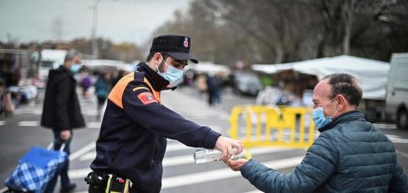 espana-abandona-tras-dos-meses-el-‘riesgo-extremo’-al-bajar-de-250-casos