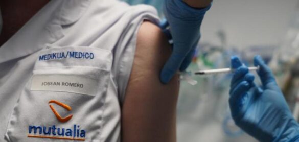 la-campana-de-vacunacion-en-espana-cumple-dos-meses,-con-1240.000-inmunizados