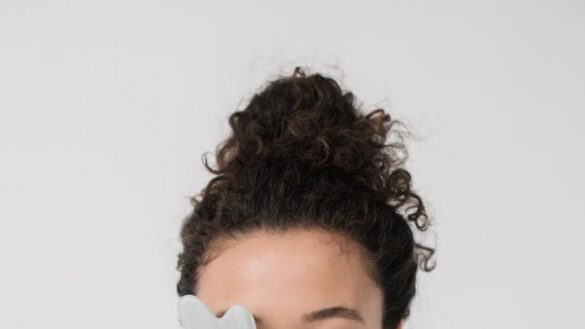 birchbox-apuesta-en-marzo-por-los-masajes-para-rejuvenecer-el-rostro-(¡y-regala-un-gua-sha-en-todas-sus-cajitas!)