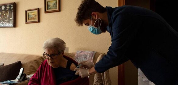 sanidad-notifica-11.958-nuevos-contagios-y-298-muertos