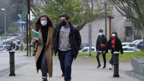 universidades-pide-priorizar-zonas-al-aire-libre-para-hacer-examenes-y-limitar-su-coincidencia-en-los-centros