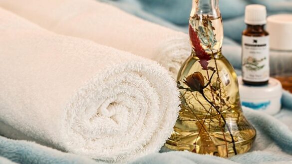 aceites-esenciales-para-el-cuidado-de-la-piel:-¿cuales-son-sus-riesgos?-¿como-usarlos-de-forma-segura?