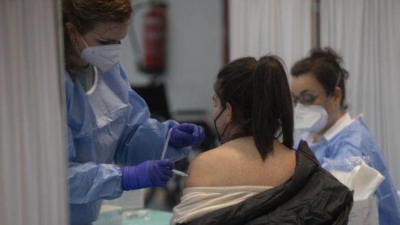 mas-de-2,5-millones-de-espanoles-estan-ya-inmunizados-contra-el-coronavirus-tras-recibir-dos-dosis-de-la-vacuna