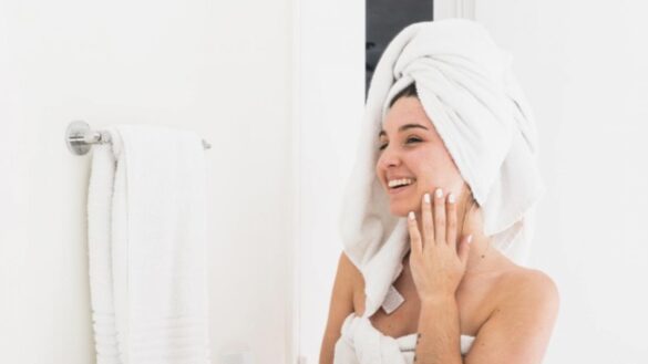 la-gama-revitalift-de-l’oreal-con-acido-hialuronico,-al-50%-en-amazon:-la-crema-de-dia-y-noche-en-un-‘pack’-unico