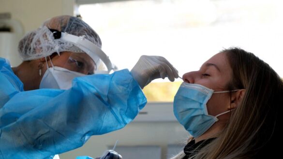 grecia-recomienda-la-administracion-de-la-vacuna-de-astrazeneca-para-mayores-de-30-anos