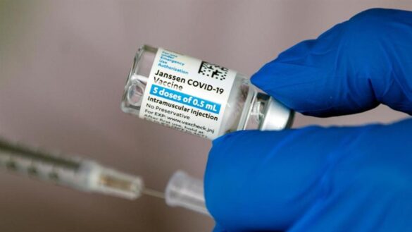 la-ema-investiga-posibles-vinculos-entre-la-vacuna-contra-la-covid-de-janssen-y-cuatro-casos-de-trombos