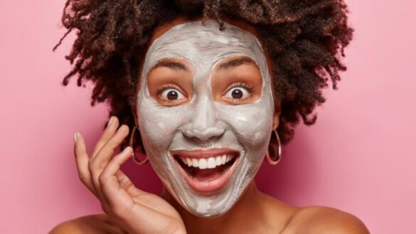 menos-de-10-euros-para-decir-adios-a-los-puntos-negros:-asi-funciona-la-mascarilla-facial-exfoliante-que-amazon-ha-rebajado