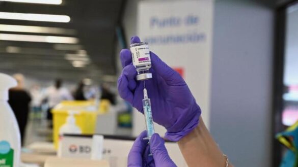 nuevas-explicaciones-a-los-trombos-de-astrazeneca-y-janssen:-«empiezan-a-verlo-en-hombres-y-mujeres-por-igual»