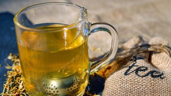 sensacion-de-pesadez,-vientre-hinchado-o-gases:-¿que-infusiones-ayudan-a-aliviar-estos-sintomas?