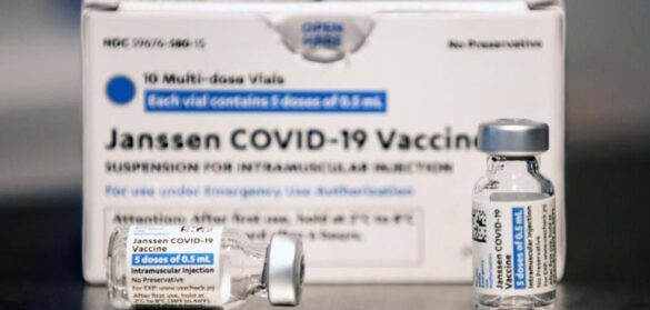sanidad-autoriza-que-los-menores-de-60-sean-vacunados-con-janssen