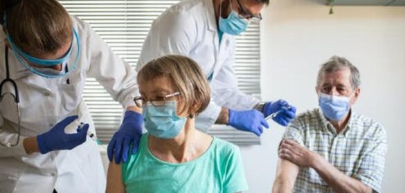 ¿por-que-se-contagian-las-personas-ya-vacunadas?