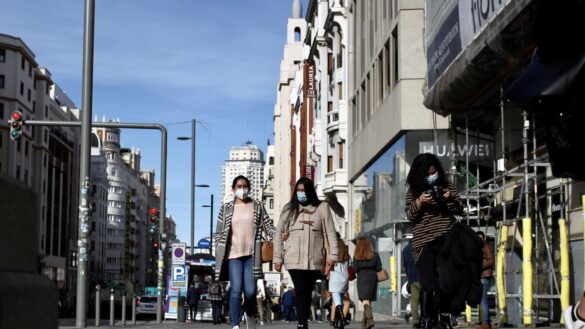 que-fechas-se-plantea-cada-comunidad-para-abandonar-la-mascarilla