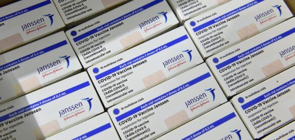 sanidad-autoriza-el-uso-de-janssen-entre-40-y-49-anos