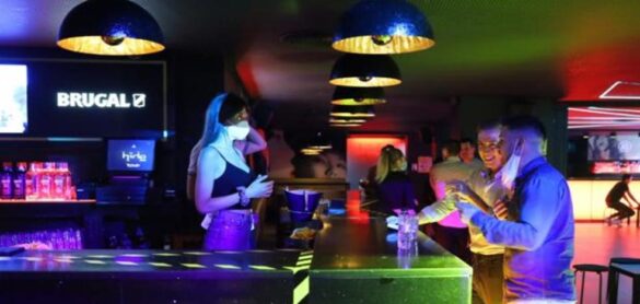 sanidad-se-rinde-y-deja-a-las-comunidades-libertad-total-para-decidir-sobre-la-hosteleria-y-el-ocio