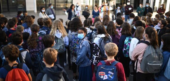 sanchez-anuncia-la-vacunacion-de-eso-y-bachillerato-dos-semanas-antes-del-curso