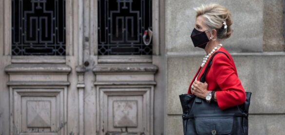 sanidad-estudia-como-compaginar-el-fin-de-las-mascarillas-con-la-variante-india
