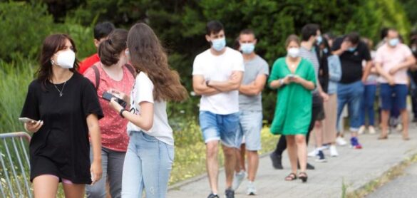 la-incidencia-del-virus-baja-nueve-puntos-y-se-situa-en-687,30