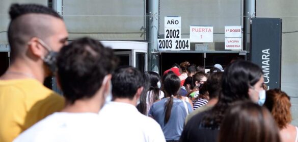 sanidad-registra-17.023-nuevos-contagios-y-93-fallecidos