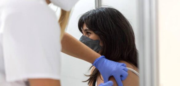 no-hallan-vinculos-entre-las-vacunas-de-pfizer-y-moderna-y-trastornos-menstruales