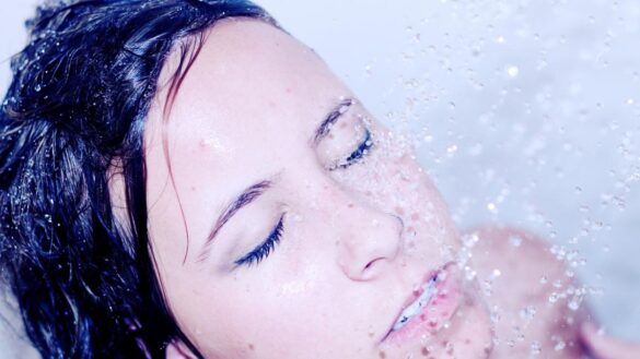 beneficios-de-ducharse-o-banarse-con-agua-fria.-¿que-hay-de-verdad-y-que-de-mito?