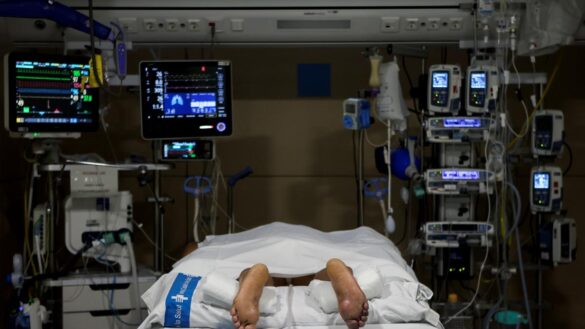 poner-a-pacientes-con-covid-19-boca-abajo-reduce-la-necesidad-de-intubacion-y-la-mortalidad