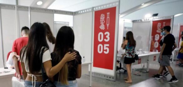 la-incidencia-en-espana-cae-mas-de-15-puntos-durante-el-fin-de-semana