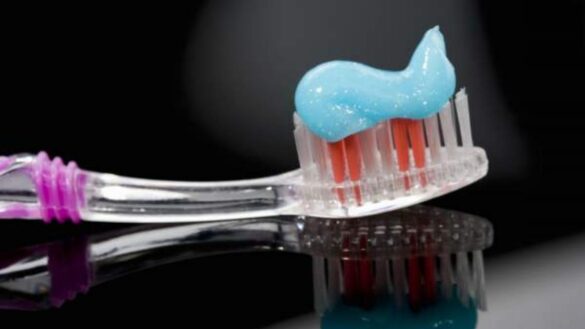 con-fluor,-blanqueadoras,-antisangrado….-como-encontrar-la-mejor-pasta-para-cuidar-nuestros-dientes