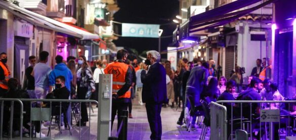cataluna-reabre-este-viernes-el-ocio-nocturno,-con-certificado-covid