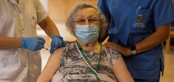 tercera-dosis:-cronica-de-un-pinchazo-anunciado