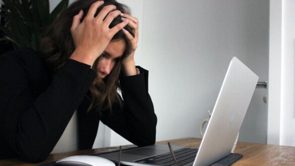 la-compleja-relacion-entre-trabajo-y-salud-mental:-«hay-que-evitar-que-las-condiciones-sean-tan-precarias»