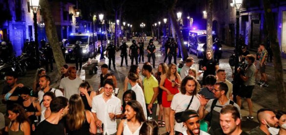 cataluna-estudia-exigir-el-certificado-covid-en-restaurantes-tras-la-aparicion-delta-plus