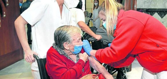 las-vacunas-frenan-el-90%-de-los-ingresos-hospitalarios-y-de-las-defunciones
