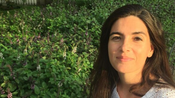 susanna-isern:-«solo-manteniendo-a-raya-la-autoexigencia-y-la-presion-social-podremos-disfrutar-de-la-crianza»