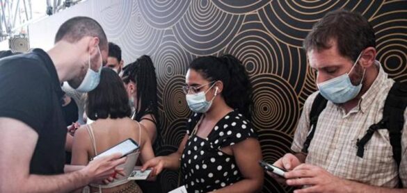 los-jueces-rechazan-el-pasaporte-covid-para-restaurantes-y-discotecas-del-pais-vasco