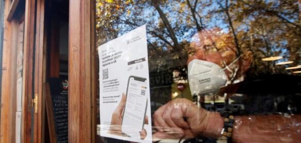 el-govern-suspende-el-pasaporte-covid-en-los-bares-y-restaurantes-por-colapso-tecnico