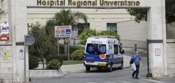 70-profesionales-de-un-hospital-de-malaga,-contagiados-por-covid-tras-una-comida-navidena