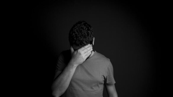 «estoy-triste-y-no-puedo-llorar»,-¿por-que-se-tiene-esta-sensacion-y-cuales-son-sus-causas?