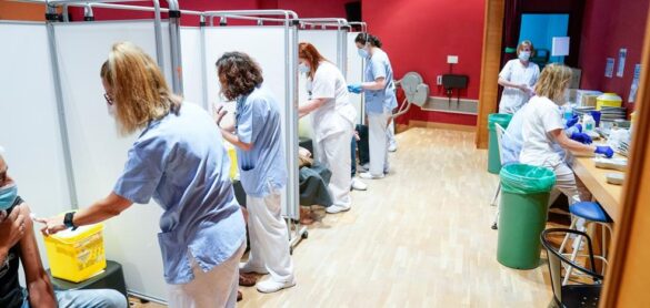 acaban-en-las-uci-el-doble-de-hospitalizados-que-en-las-olas-anteriores