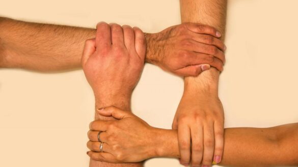 como-ser-solidarios-nos-ayuda-a-estar-mejor