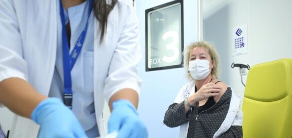 morant-destaca-los-«buenos-resultados»-de-la-vacuna-de-hipra-ante-omicron