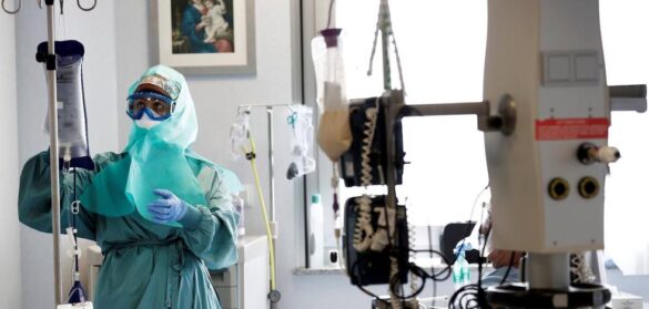 la-sexta-ola-de-coronavirus-se-desacelera,-pero-se-resiste-a-doblar-la-curva-de-contagios
